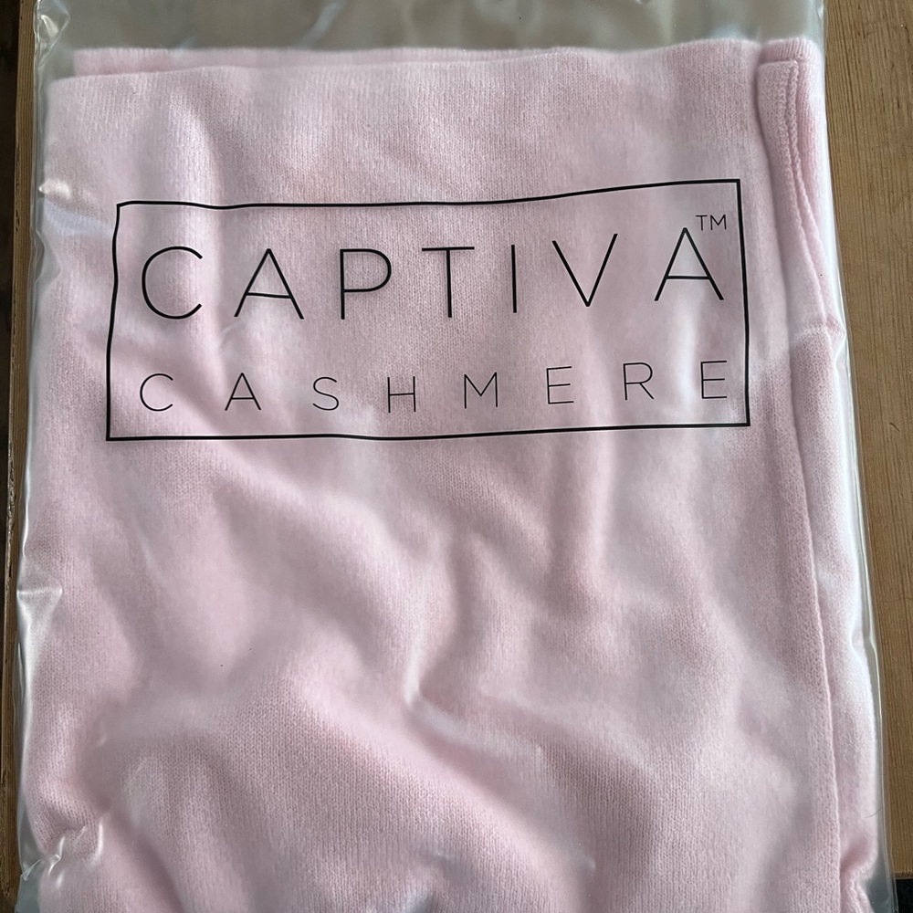 Captiva cashmere scarf/wrap O/S
